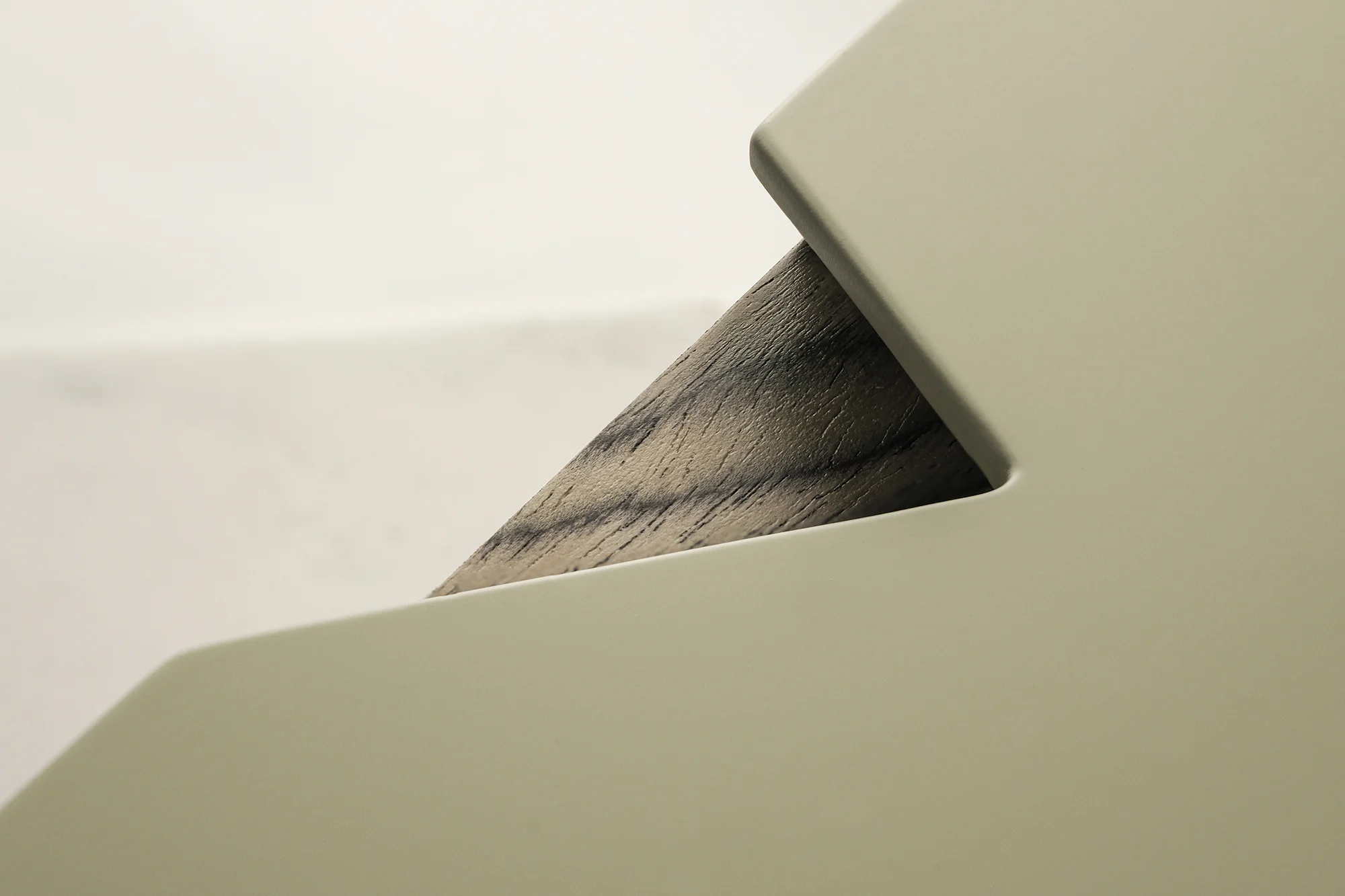 Фасады МАЛЕВИЧ ОТКРЫТЫЙ ТРЕУГОЛЬНИК Фасады МАЛЕВИЧ ОТКРЫТЫЙ ТРЕУГОЛЬНИК