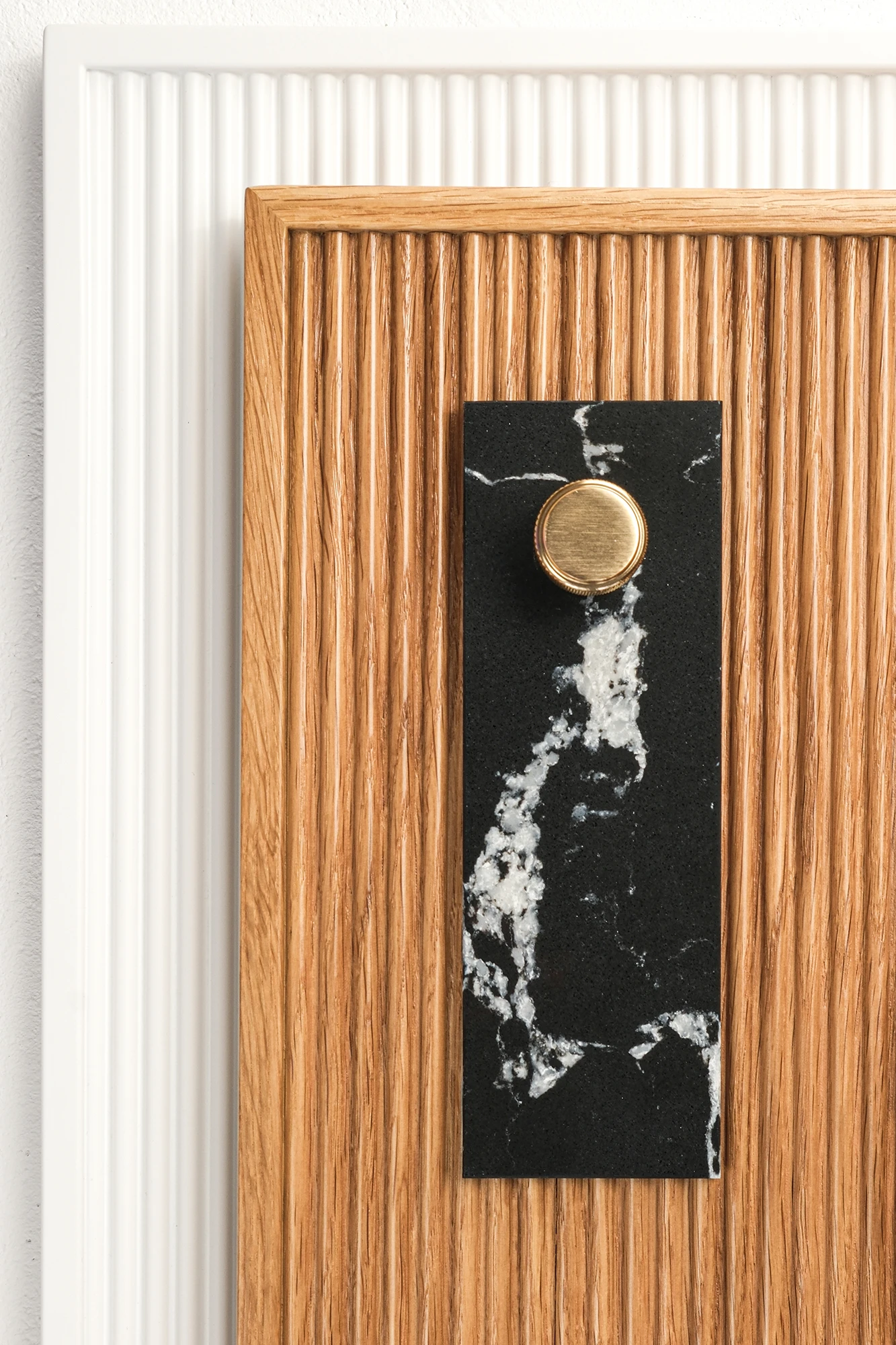 Фасад МИНИМАЛ ФЕРРАРИ 3 эмаль массив камень