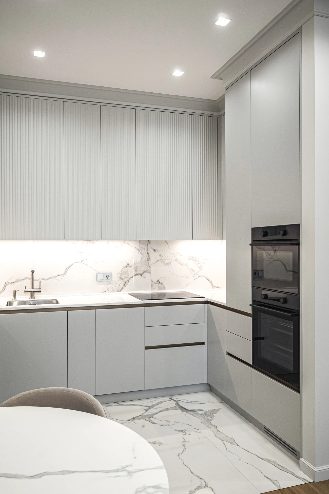 П-образная кухня